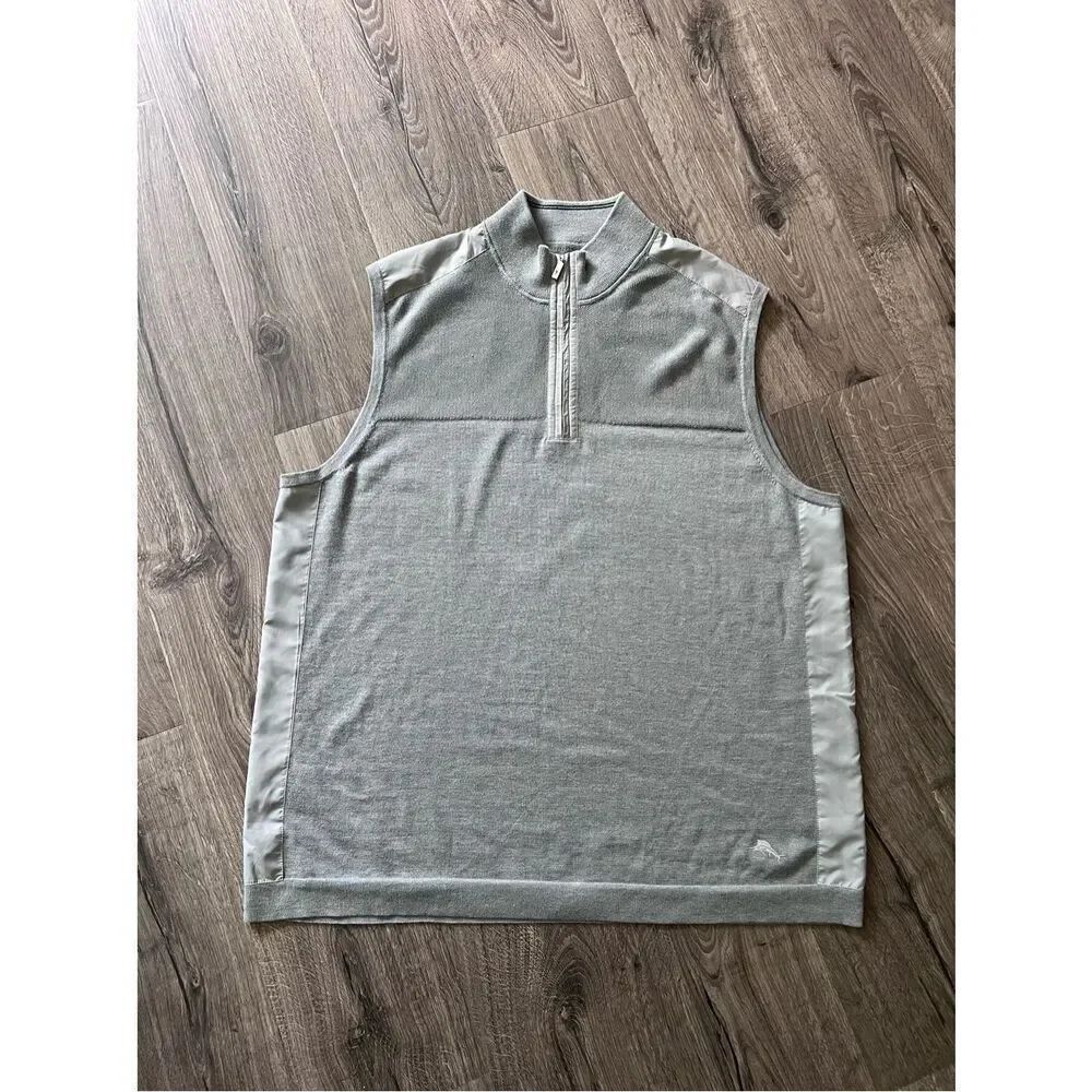 Tommy Bahama Vest men's 1/4 Zip Performance Golf Active Lightweight Gray size 2